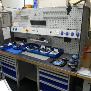 2 Établi avec Garant