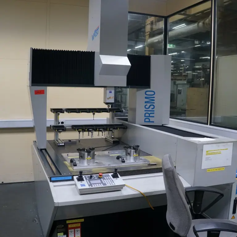 Machine de mesure de coordonnées avec Zeiss Prismo
