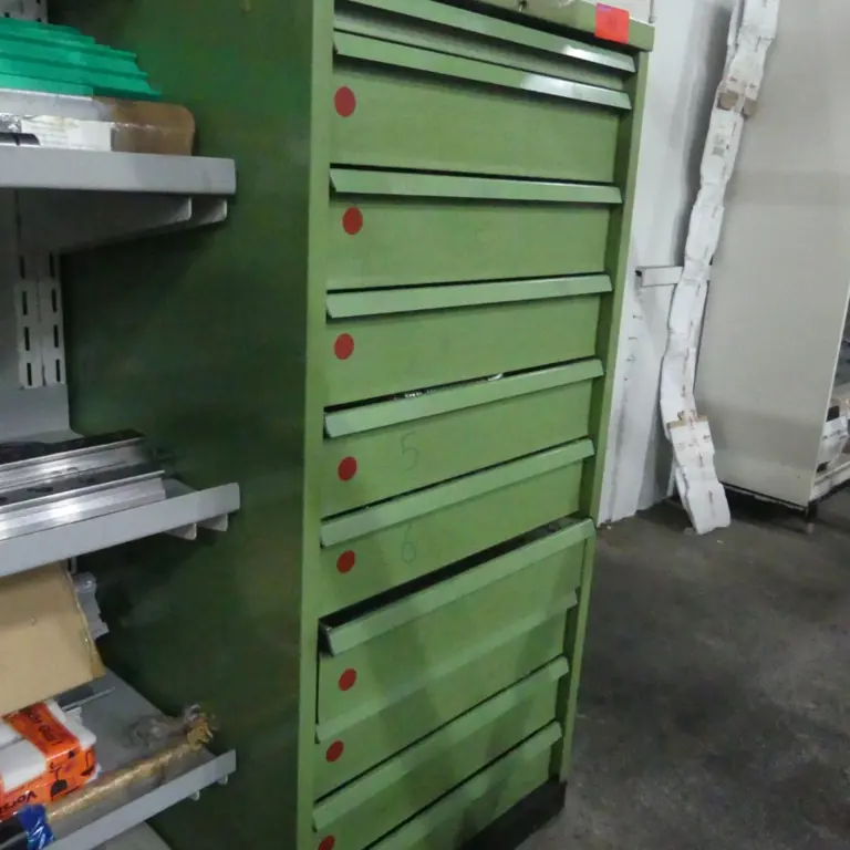 Armoire à tiroirs pour outils Kind
