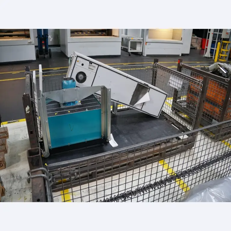 Centra obróbcze, maszyny do obróbki metalu i linie produkcyjne z branży motoryzacyjnej-1