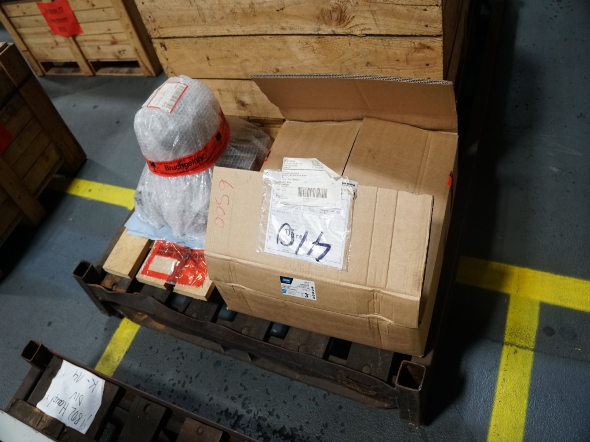 Centra obróbcze, maszyny do obróbki metalu i linie produkcyjne z branży motoryzacyjnej-3