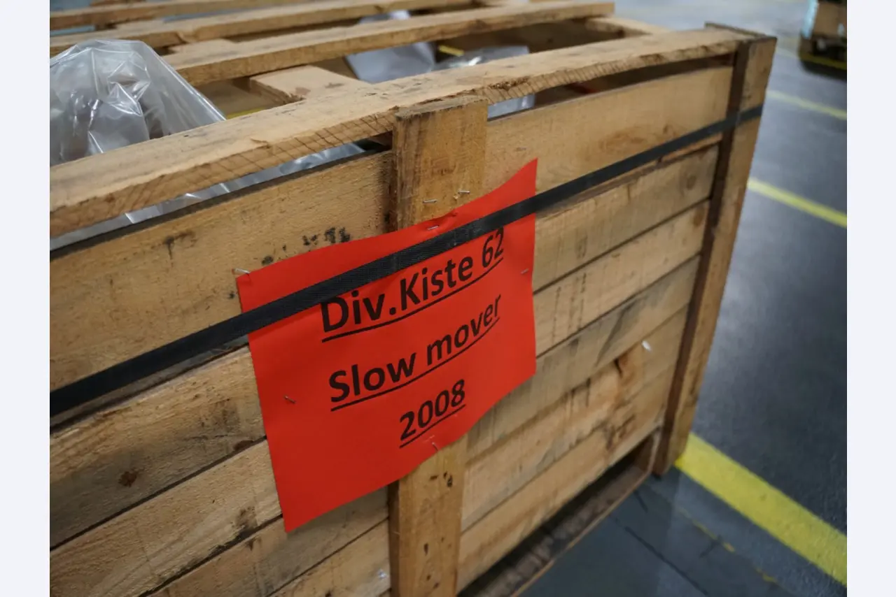 Centra obróbcze, maszyny do obróbki metalu i linie produkcyjne z branży motoryzacyjnej-2