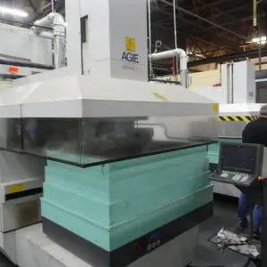 Machine à érosion Agie Agietron Integral 3