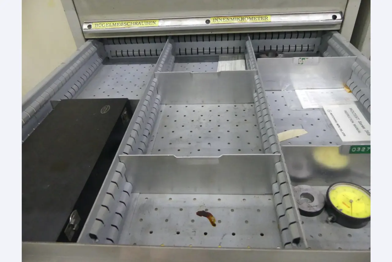 Machines et lignes de production de l'industrie automobile-7