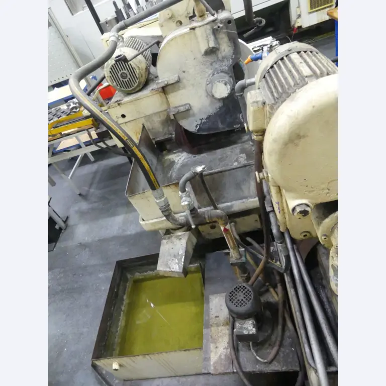 Machines et lignes de production de l'industrie automobile-6