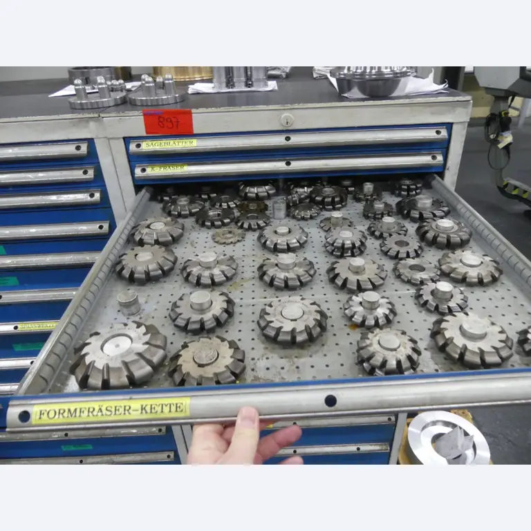 Machines et lignes de production de l'industrie automobile-15