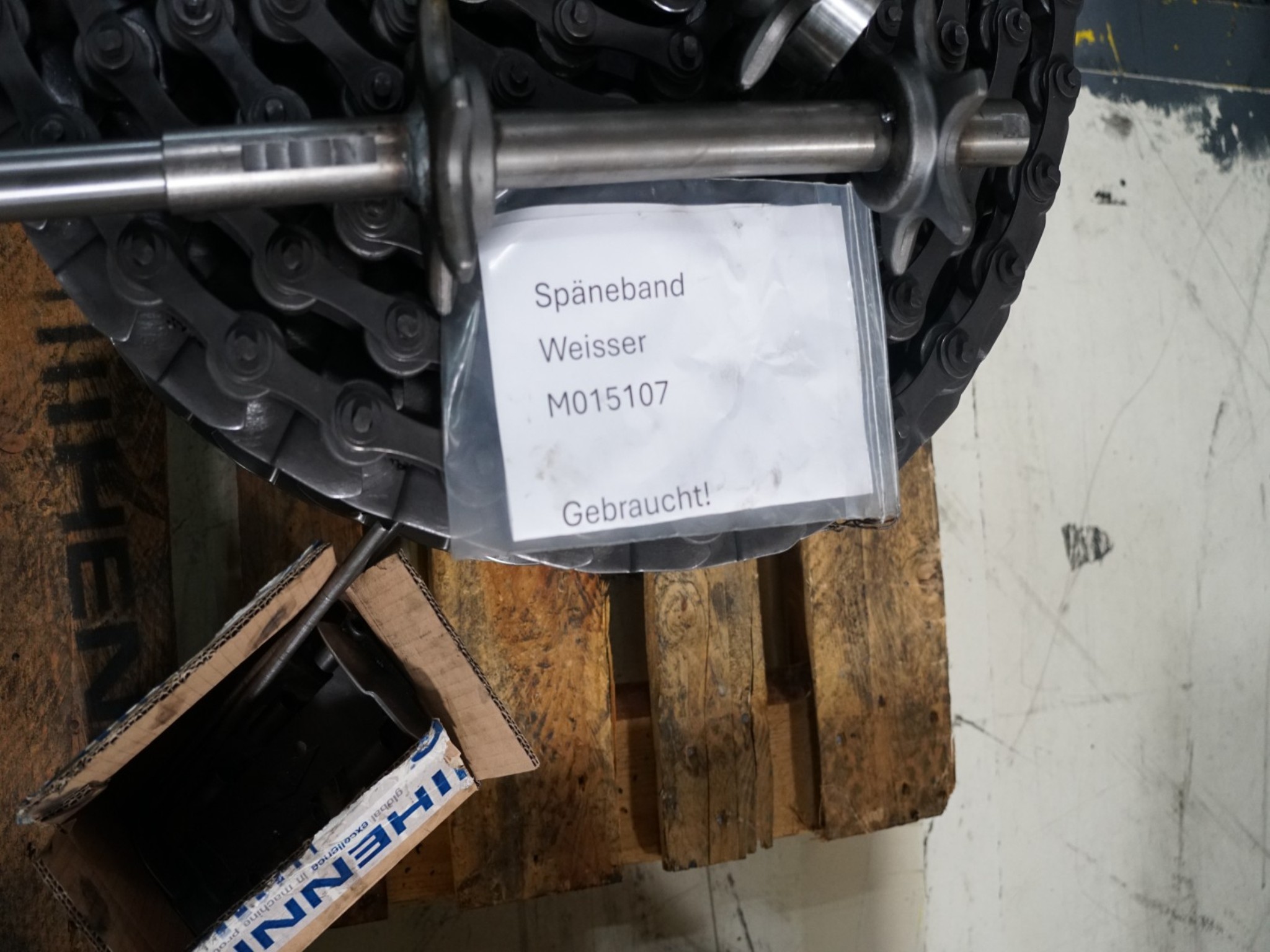 Centros de mecanizado, máquinas para trabajar el metal y líneas de producción de la industria del automóvil-2