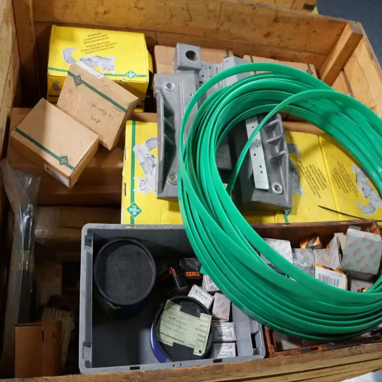 Pallet or Gibo spare parts