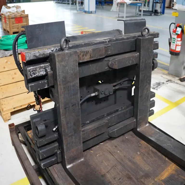 Pallet or Gibo spare parts