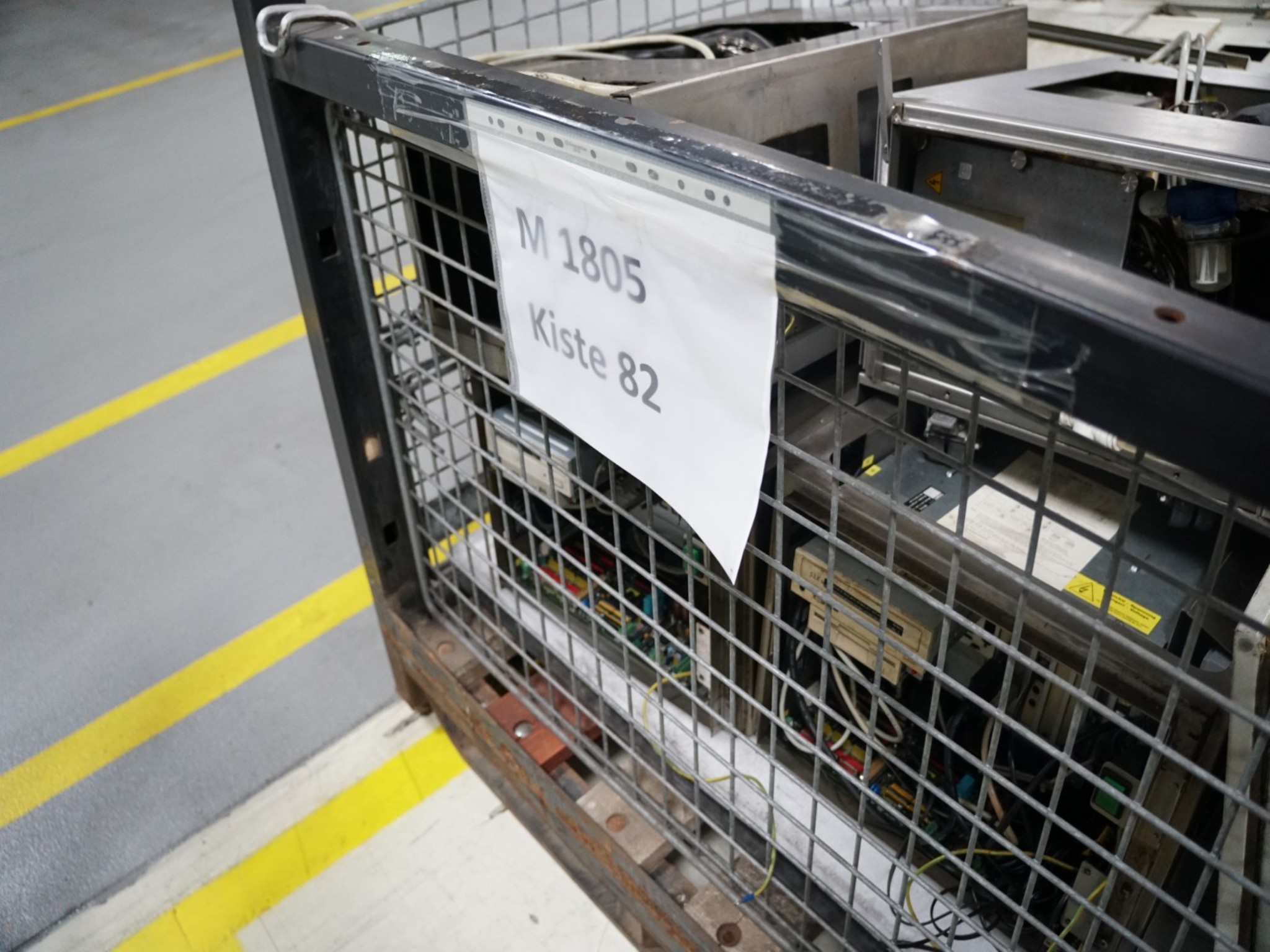 Centra obróbcze, maszyny do obróbki metalu i linie produkcyjne z branży motoryzacyjnej-2