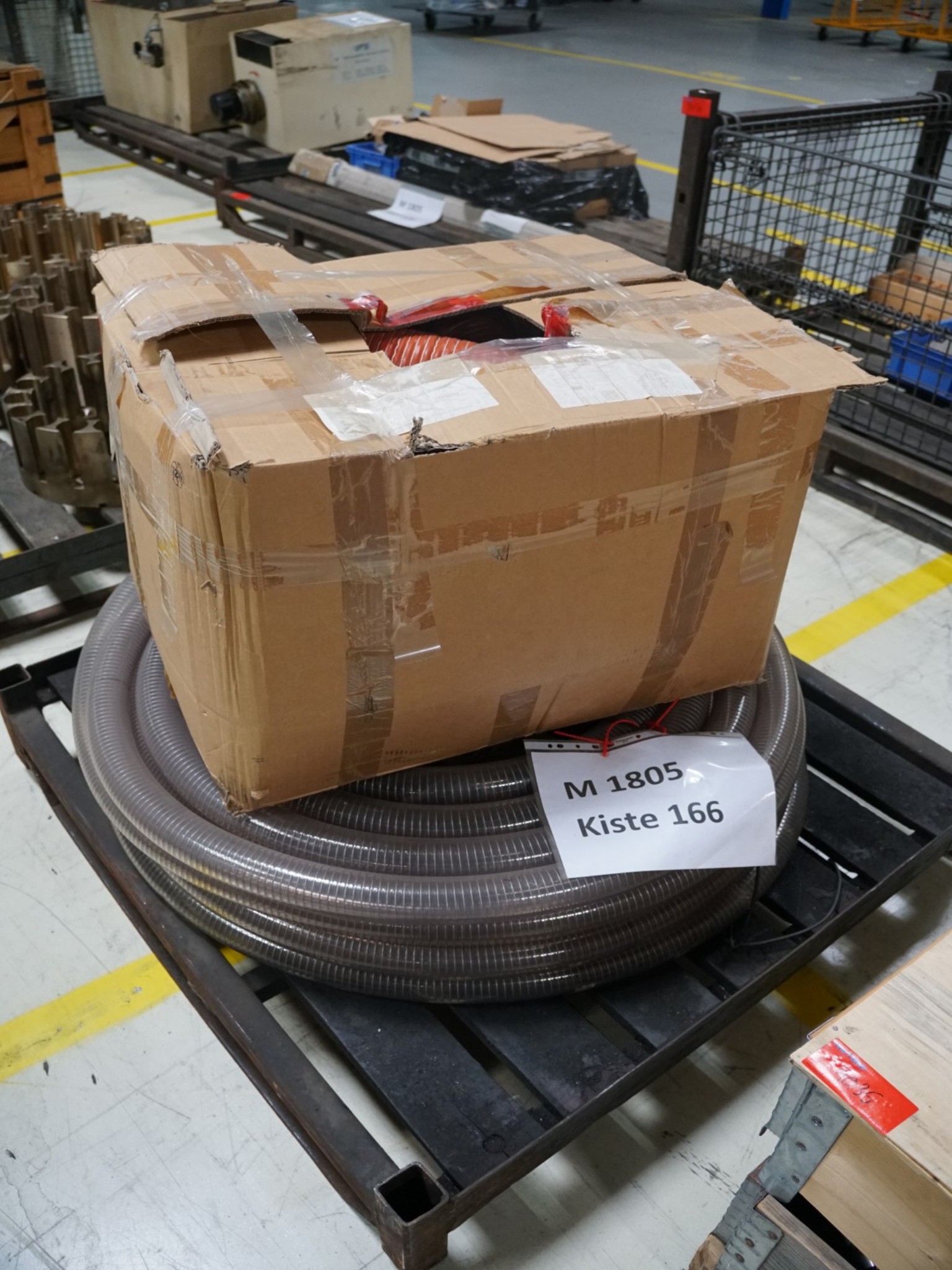 Centra obróbcze, maszyny do obróbki metalu i linie produkcyjne z branży motoryzacyjnej-1