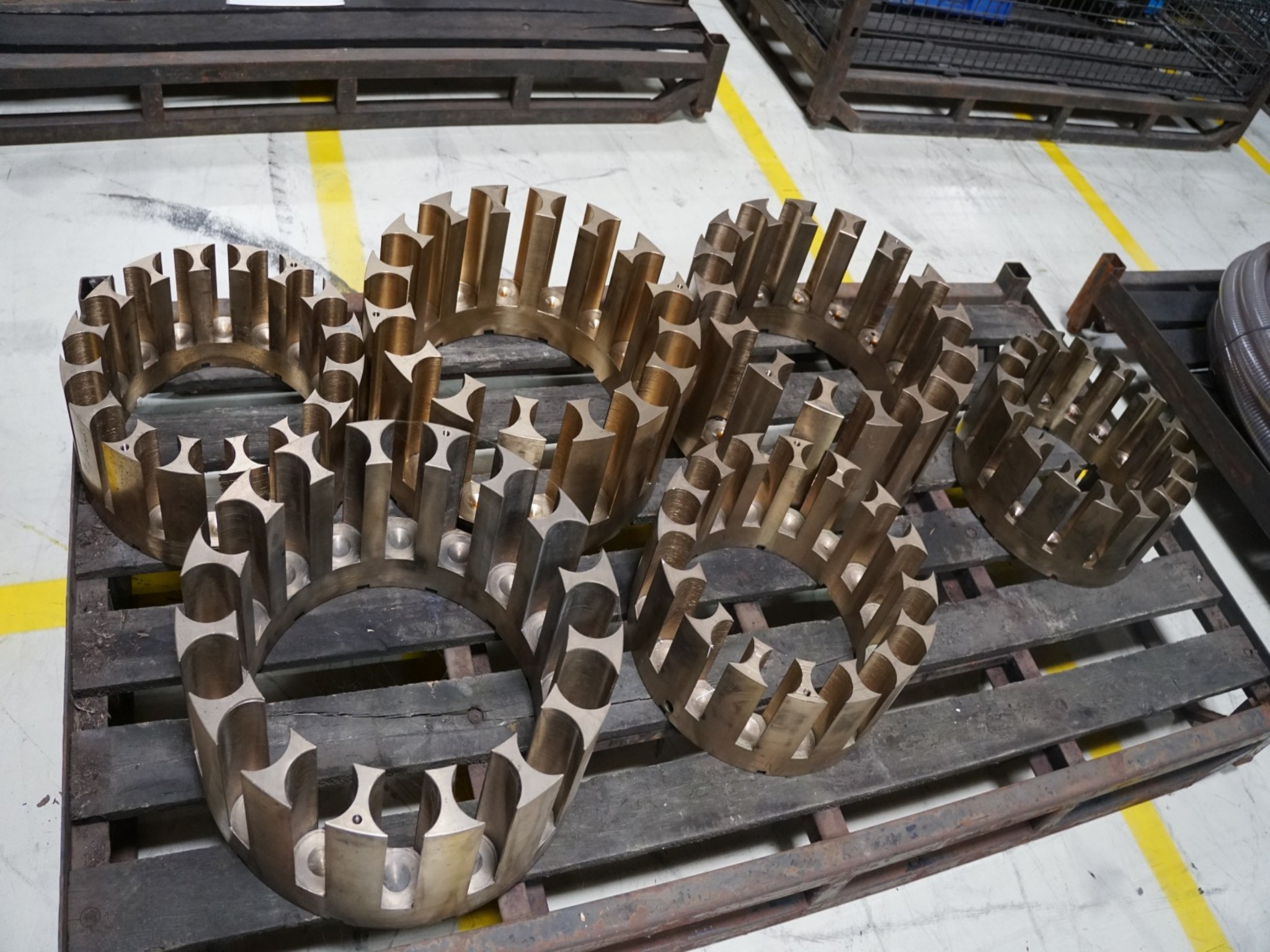 Centros de mecanizado, máquinas para trabajar el metal y líneas de producción de la industria del automóvil-1