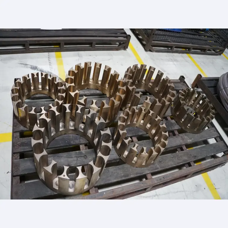 Centros de mecanizado, máquinas para trabajar el metal y líneas de producción de la industria del automóvil-1