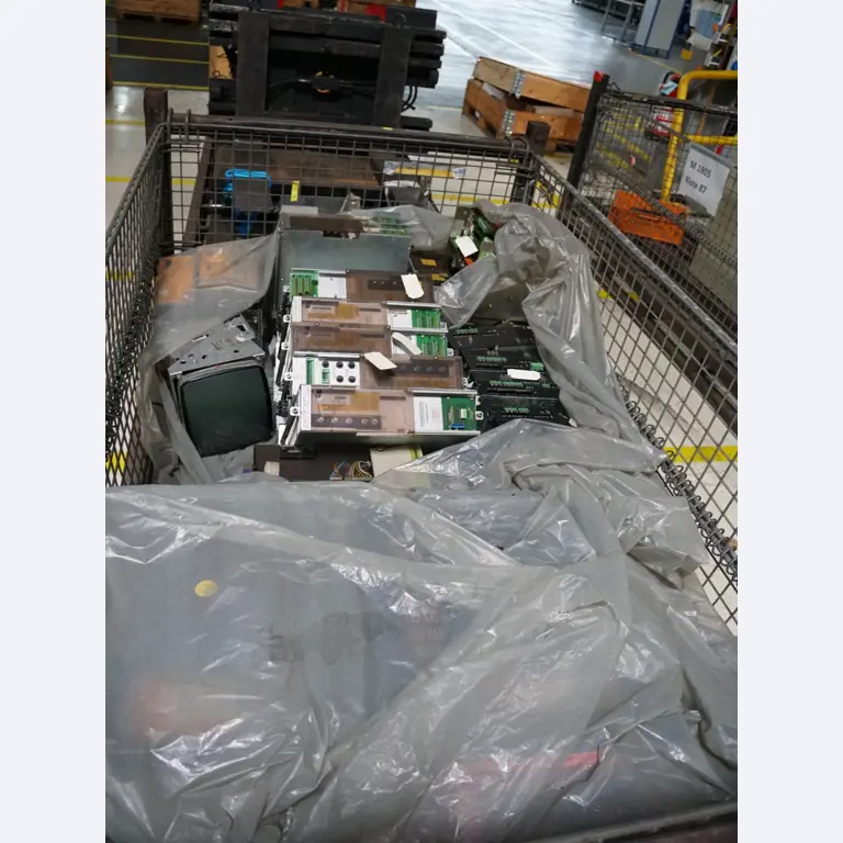 Centra obróbcze, maszyny do obróbki metalu i linie produkcyjne z branży motoryzacyjnej-3