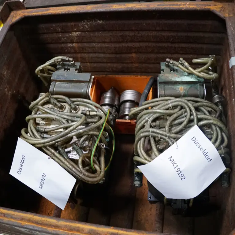 Pallet or Gibo spare parts