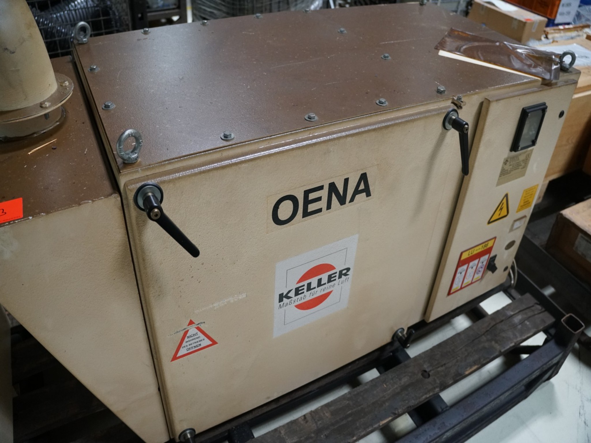 Centros de mecanizado, máquinas para trabajar el metal y líneas de producción de la industria del automóvil-2