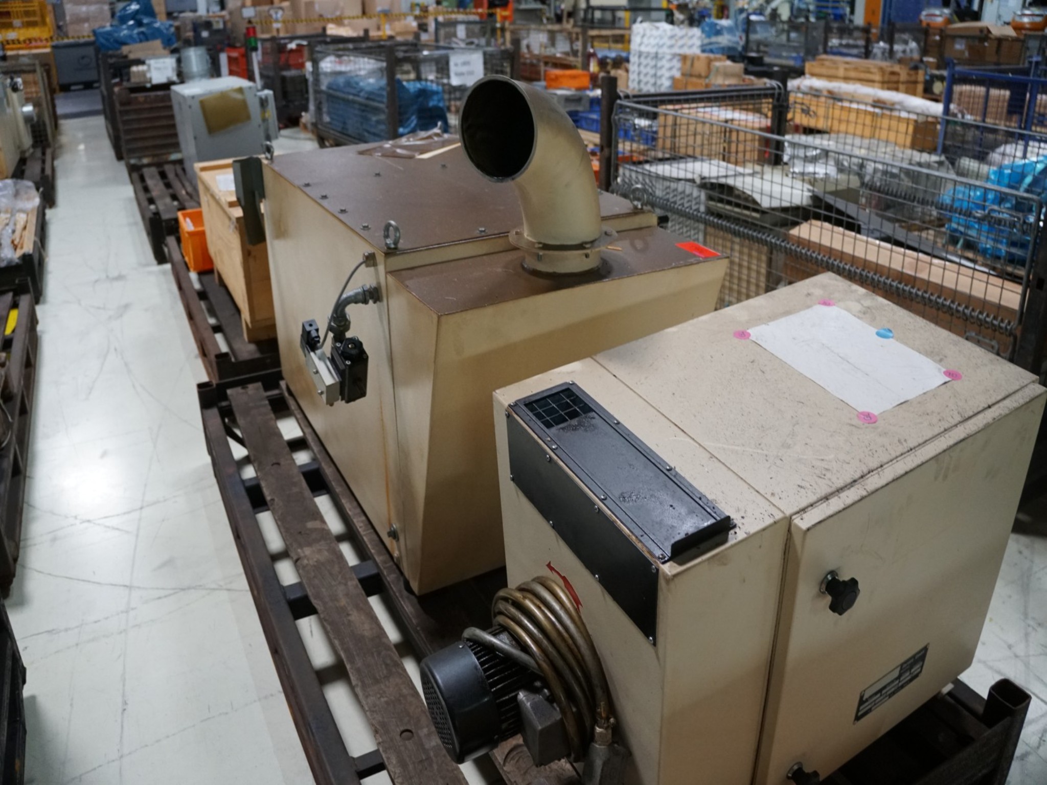 Centros de mecanizado, máquinas para trabajar el metal y líneas de producción de la industria del automóvil-3