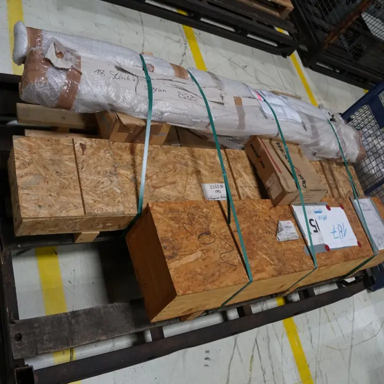 Pallet or Gibo spare parts