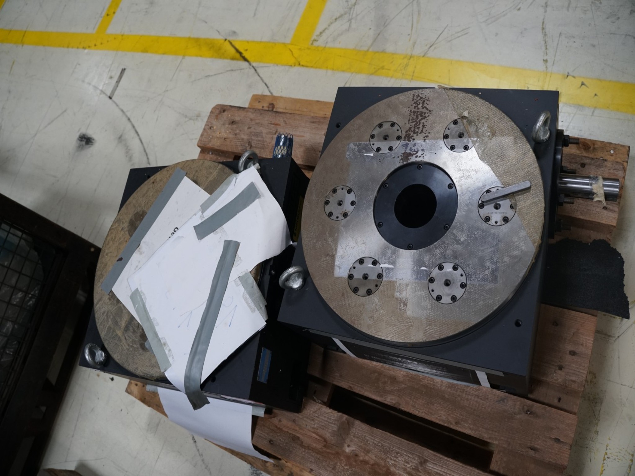 Centros de mecanizado, máquinas para trabajar el metal y líneas de producción de la industria del automóvil-1