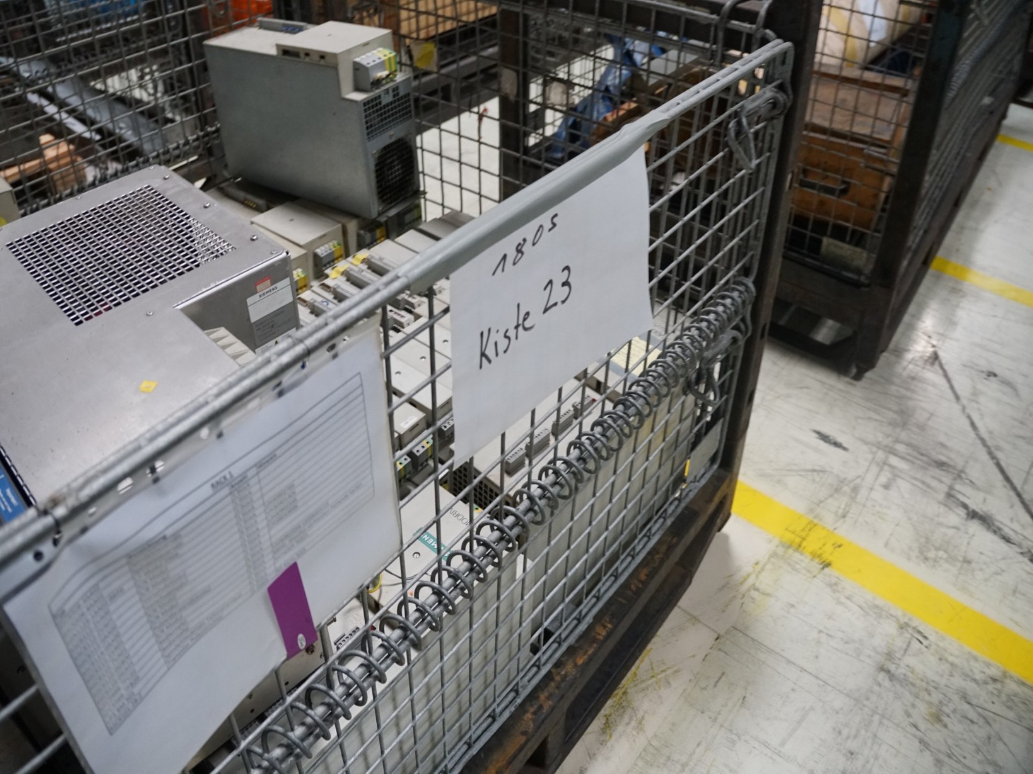 Centros de mecanizado, máquinas para trabajar el metal y líneas de producción de la industria del automóvil-1