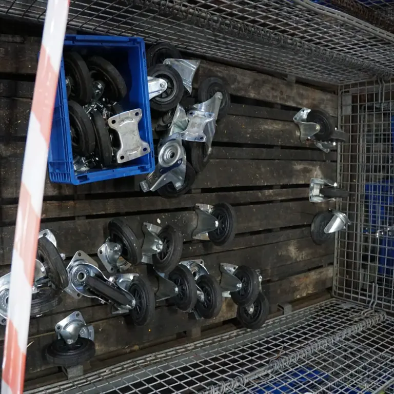 Pallet or Gibo spare parts