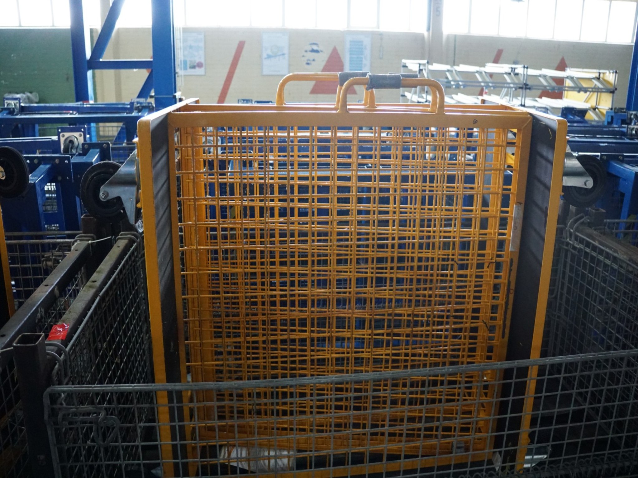 Centra obróbcze, maszyny do obróbki metalu i linie produkcyjne z branży motoryzacyjnej-1