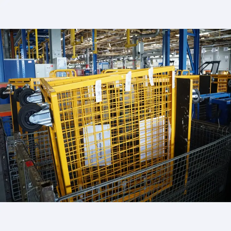 Centra obróbcze, maszyny do obróbki metalu i linie produkcyjne z branży motoryzacyjnej-1