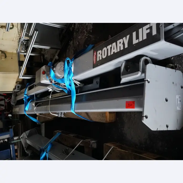 Centra obróbcze, maszyny do obróbki metalu i linie produkcyjne z branży motoryzacyjnej-1