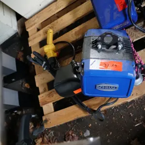 Pallet or Gibo spare parts