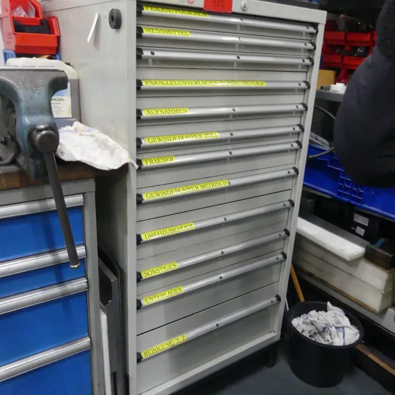 Tool drawer cabinet