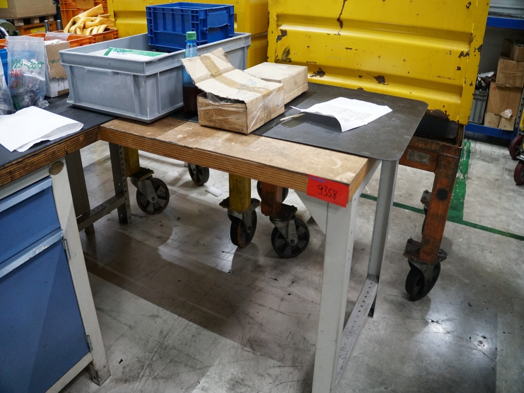 Centros de mecanizado, máquinas para trabajar el metal y líneas de producción de la industria del automóvil-1