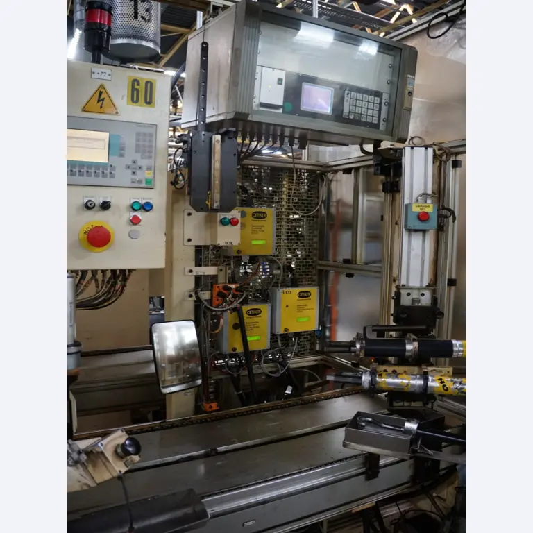 Centros de mecanizado, máquinas para trabajar el metal y líneas de producción de la industria del automóvil-11