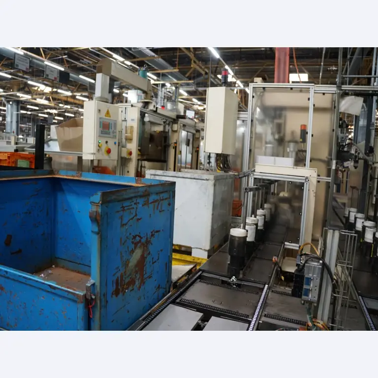 Centros de mecanizado, máquinas para trabajar el metal y líneas de producción de la industria del automóvil-16