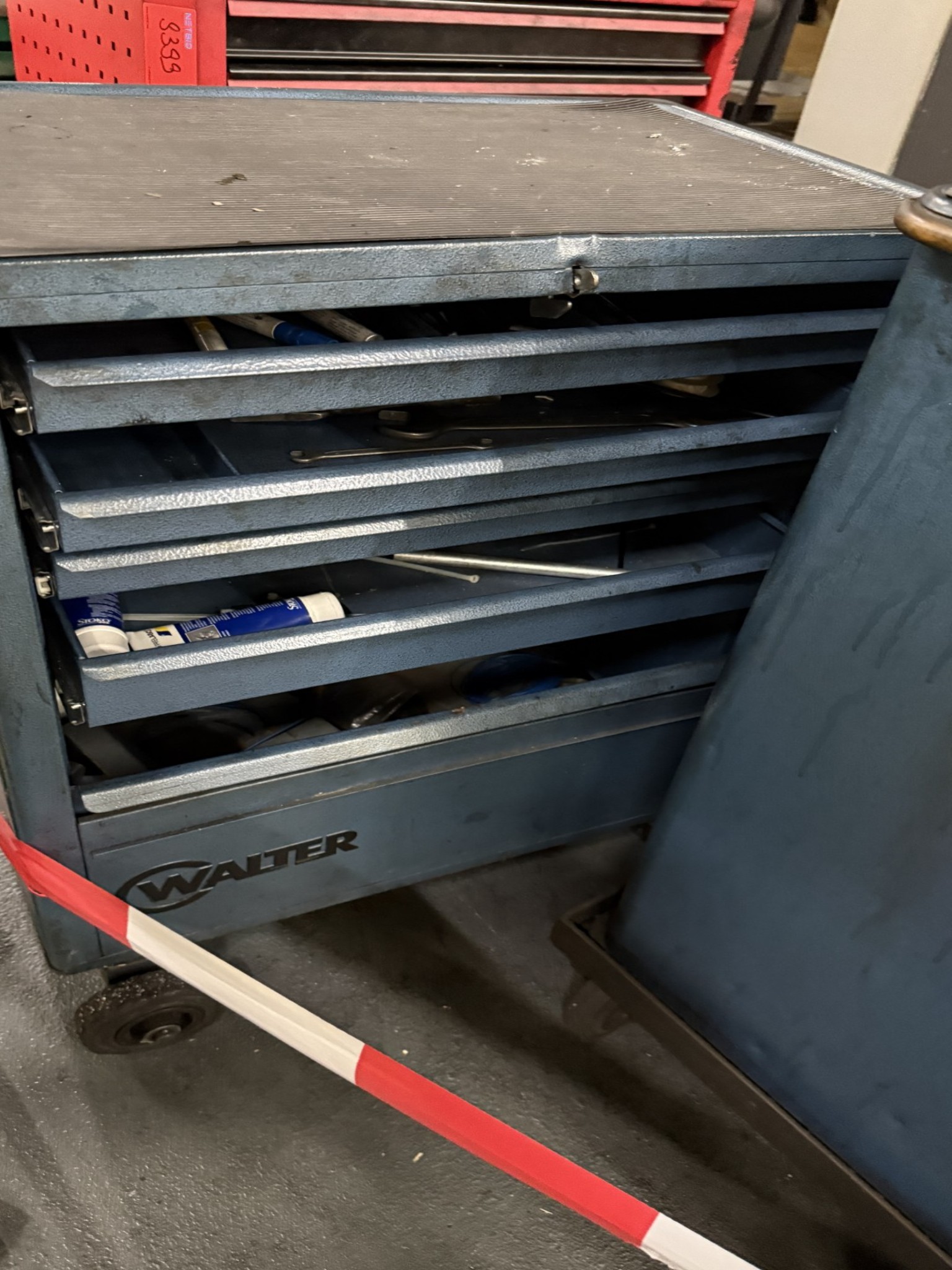Centra obróbcze, maszyny do obróbki metalu i linie produkcyjne z branży motoryzacyjnej-1