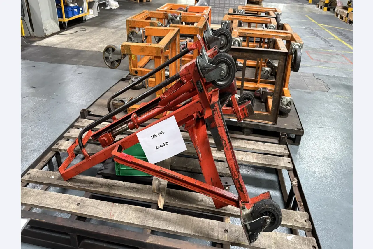 Centros de mecanizado, máquinas para trabajar el metal y líneas de producción de la industria del automóvil-1