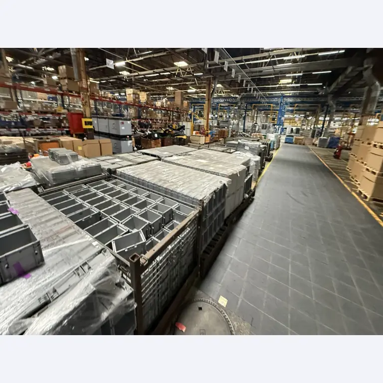 Centros de mecanizado, máquinas para trabajar el metal y líneas de producción de la industria del automóvil-12