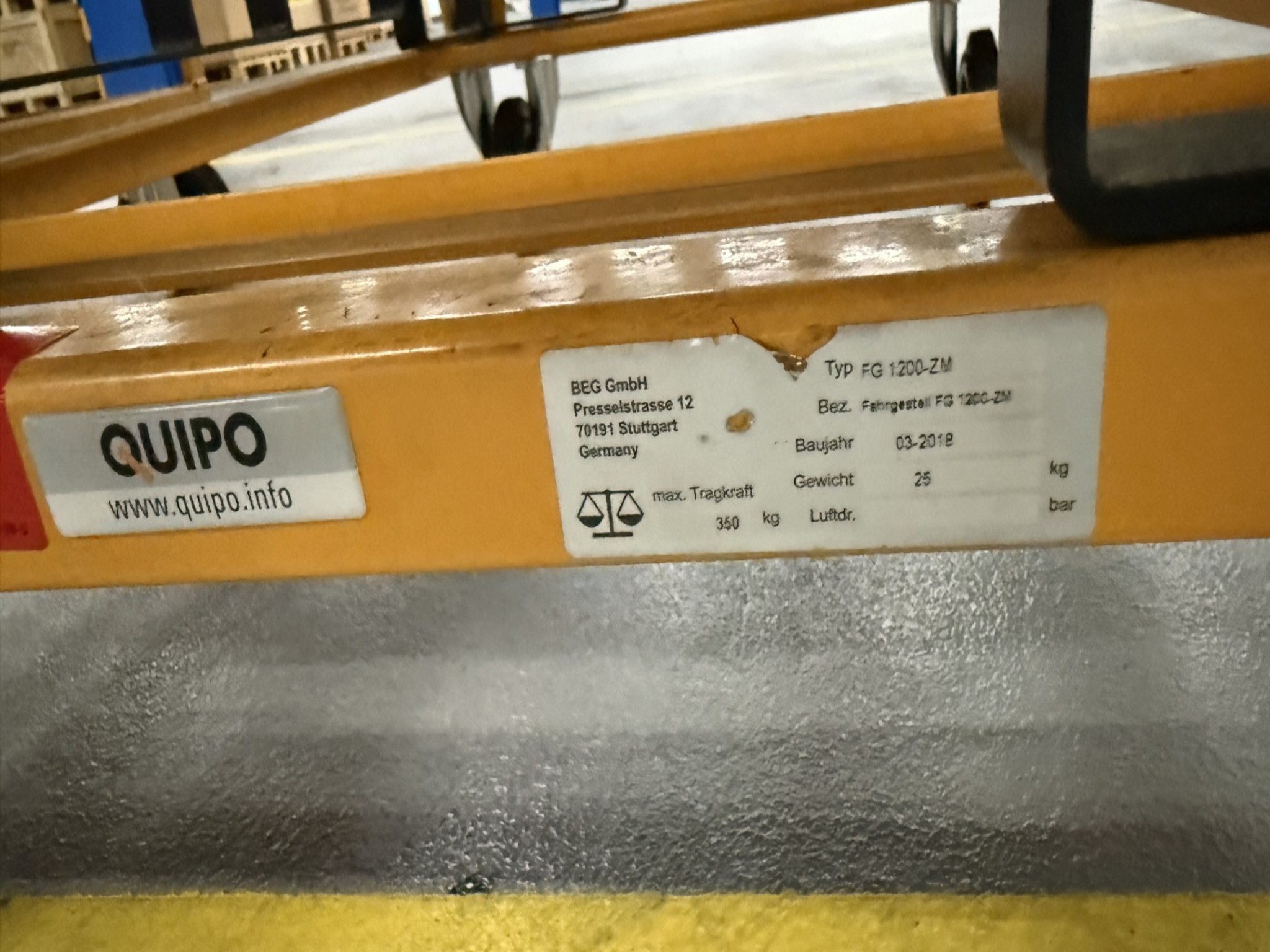 Centra obróbcze, maszyny do obróbki metalu i linie produkcyjne z branży motoryzacyjnej-2