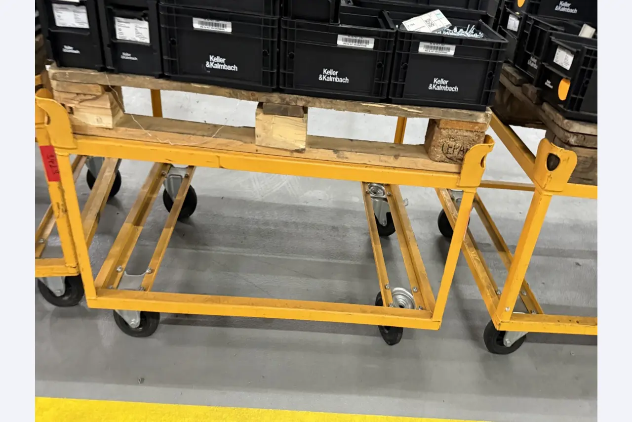 Centra obróbcze, maszyny do obróbki metalu i linie produkcyjne z branży motoryzacyjnej-1