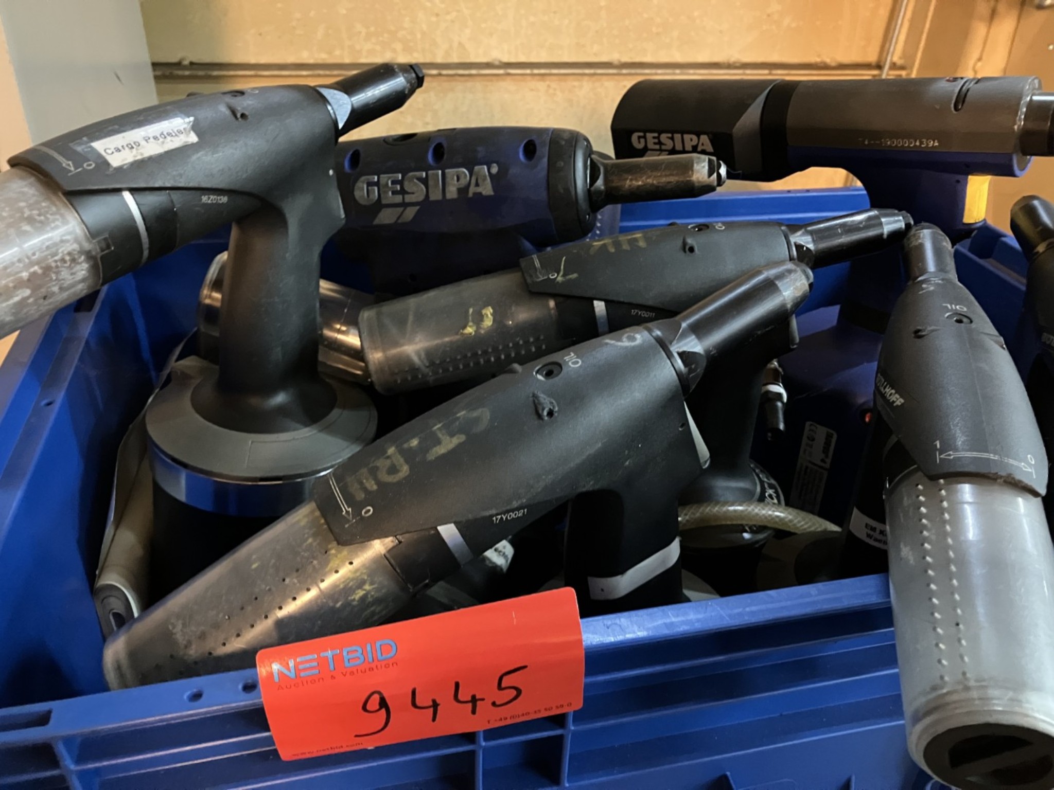 Centros de mecanizado, máquinas para trabajar el metal y líneas de producción de la industria del automóvil-1