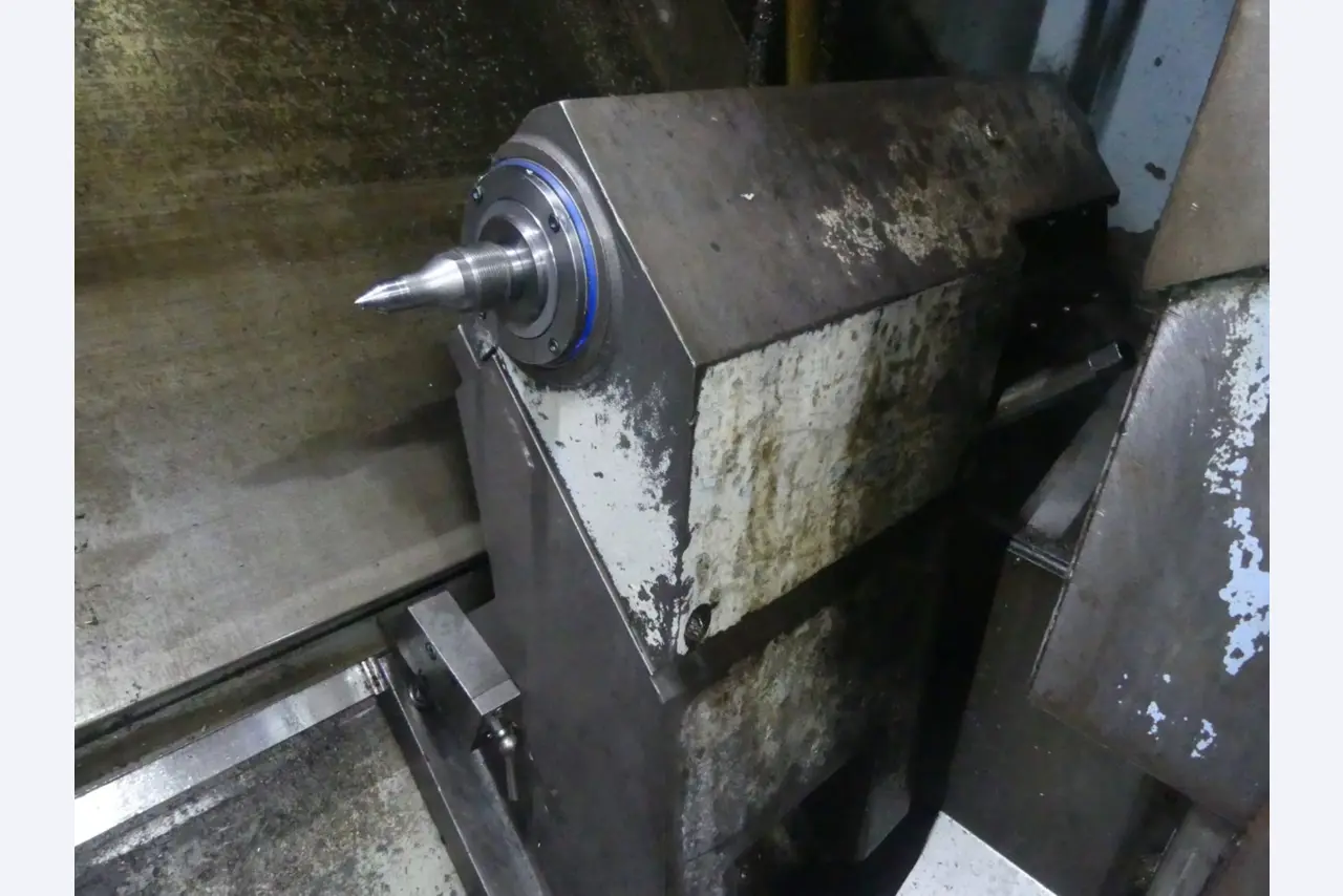 Centres d'usinage, machines d'usinage des métaux et lignes de production de l'industrie automobile-9