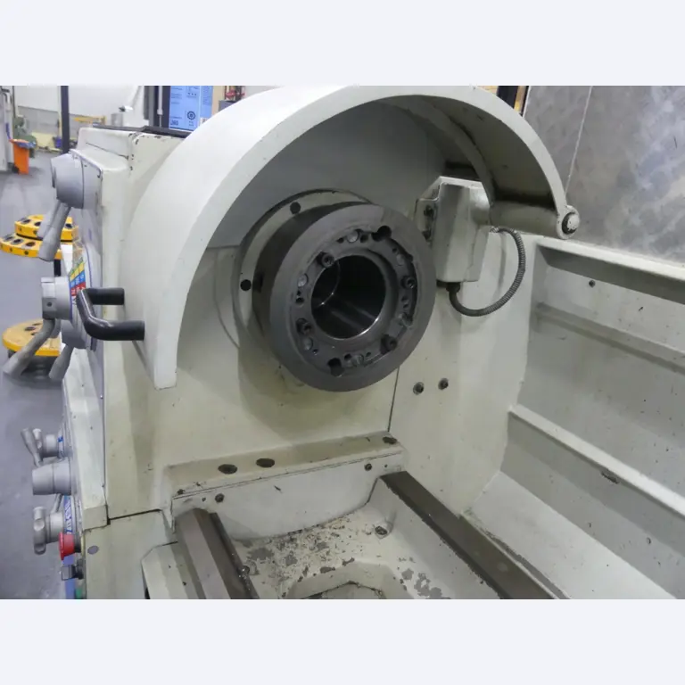 Centres d'usinage, machines d'usinage des métaux et lignes de production de l'industrie automobile-2