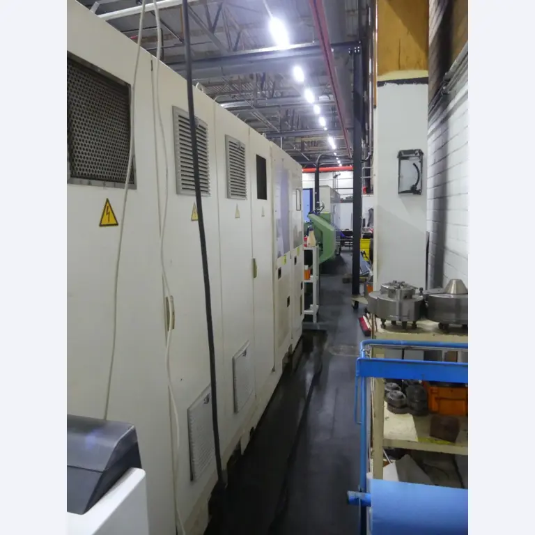 Centros de maquinagem, máquinas para trabalhar metais e linhas de produção da indústria automóvel-10