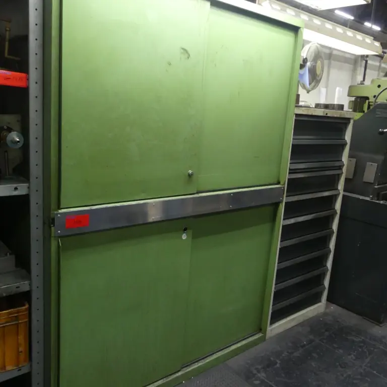 Armario de puertas correderas