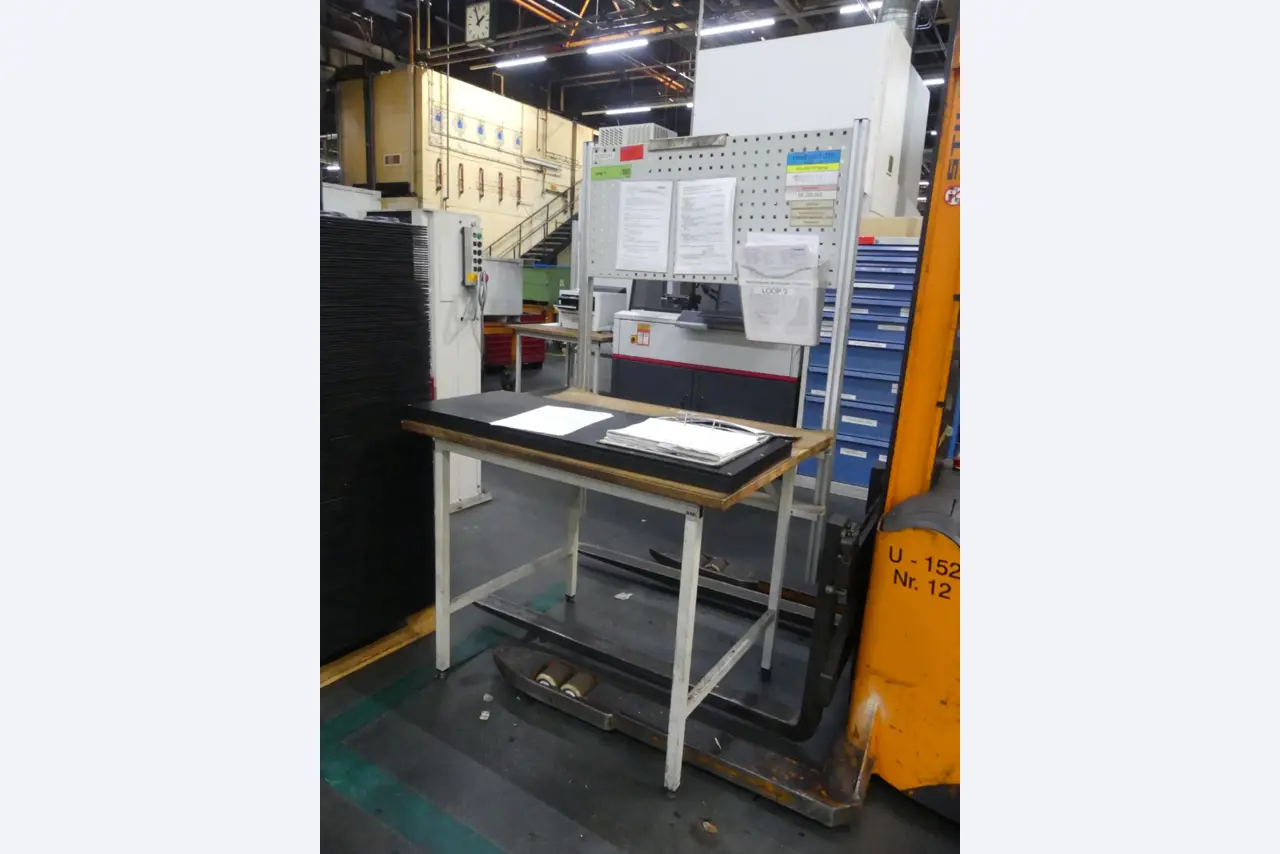 Centres d'usinage, machines-outils et lignes de production pour l'industrie automobile-2