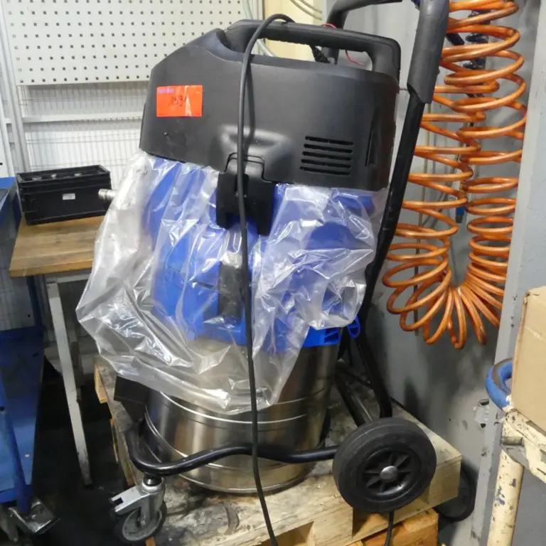 Aspirateur industriel Nilfisk Alto Attix