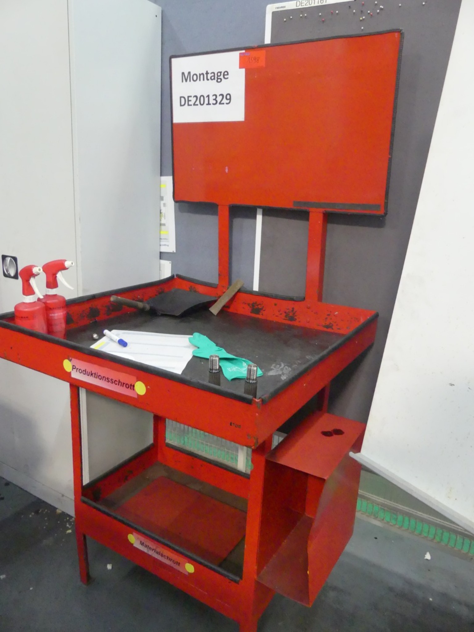 Bearbeitungszentren, metallbearbeitende Maschinen und Produktionslinien aus der Automobilindustrie-1