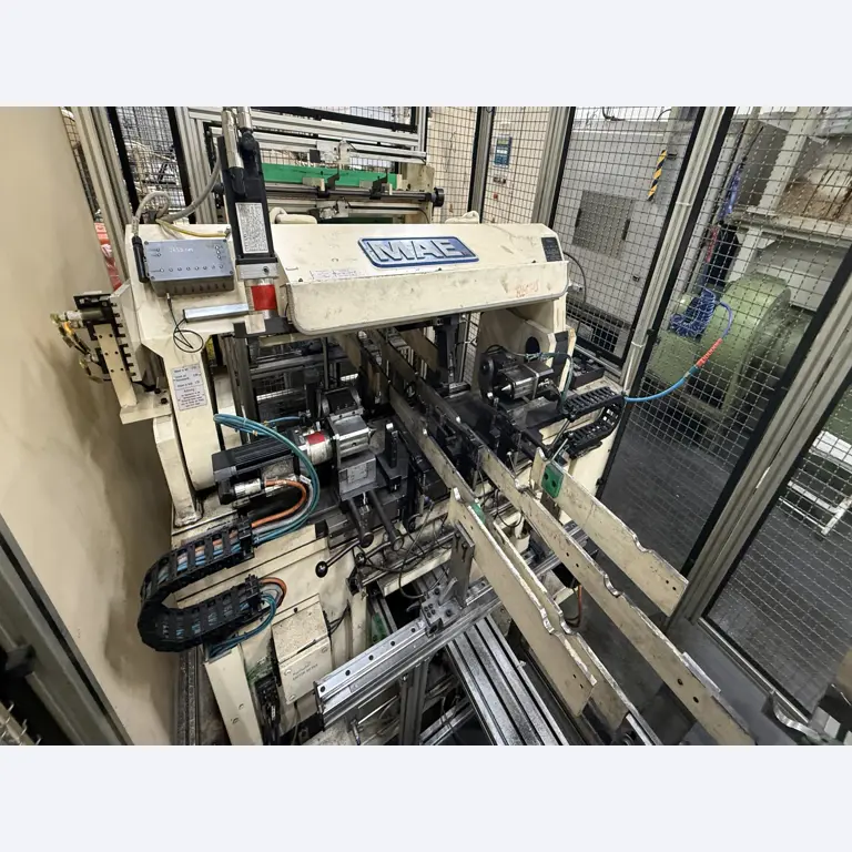 Centros de mecanizado, máquinas para trabajar el metal y líneas de producción de la industria del automóvil-1