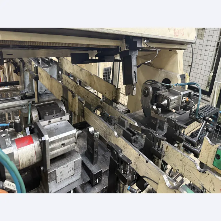Centros de mecanizado, máquinas para trabajar el metal y líneas de producción de la industria del automóvil-3