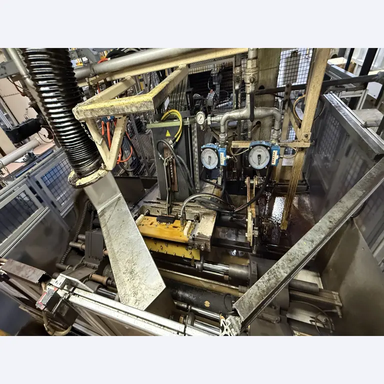 Centros de mecanizado, máquinas para trabajar el metal y líneas de producción de la industria del automóvil-2
