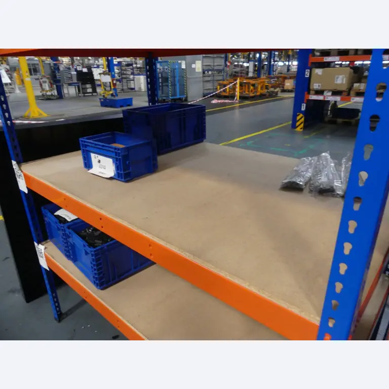 Bearbeitungszentren, metallbearbeitende Maschinen und Produktionslinien aus der Automobilindustrie-2